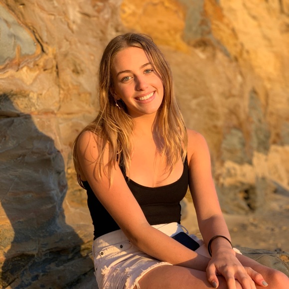 Meet your Posher, Kate - Picture 1 of 1